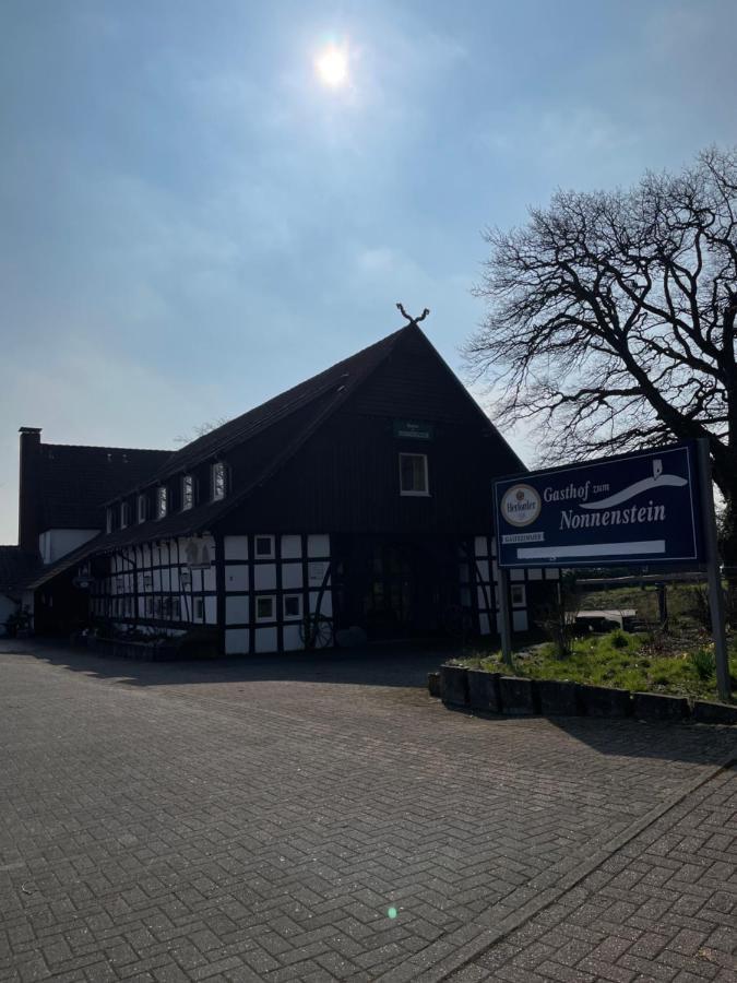 Rodinghausen Gasthof Zum Nonnenstein מראה חיצוני תמונה
