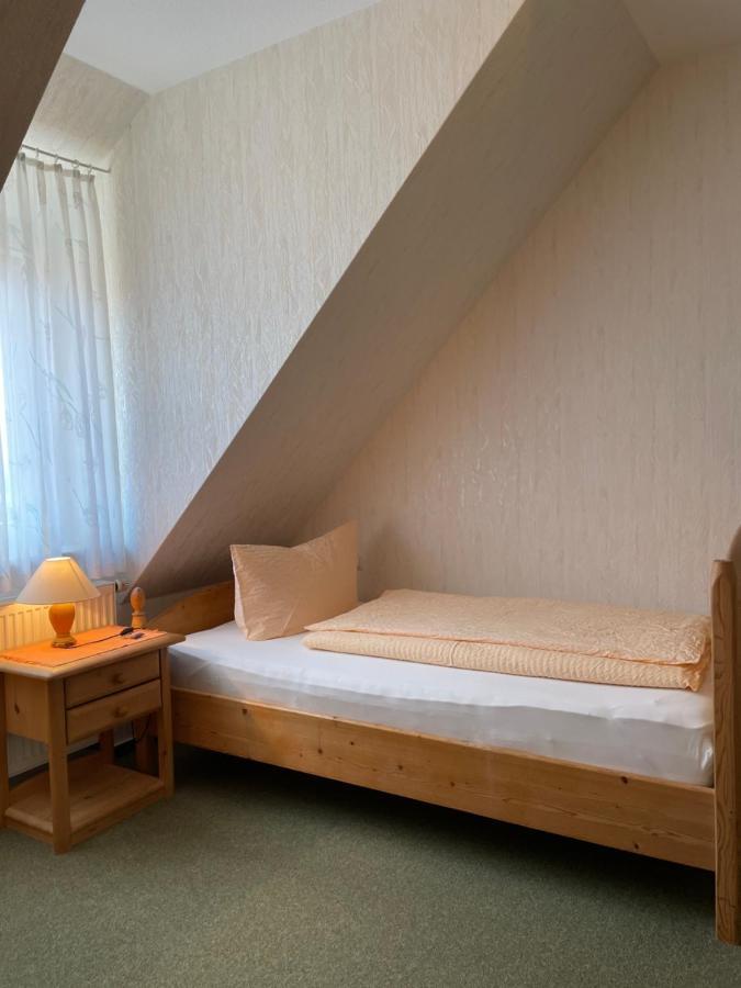 Rodinghausen Gasthof Zum Nonnenstein מראה חיצוני תמונה